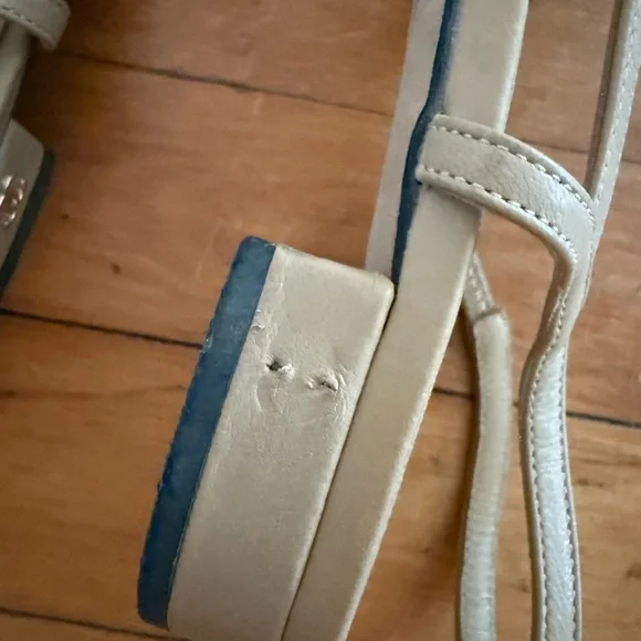 Chanel two-tone slingback flats - Picture 4 of 5